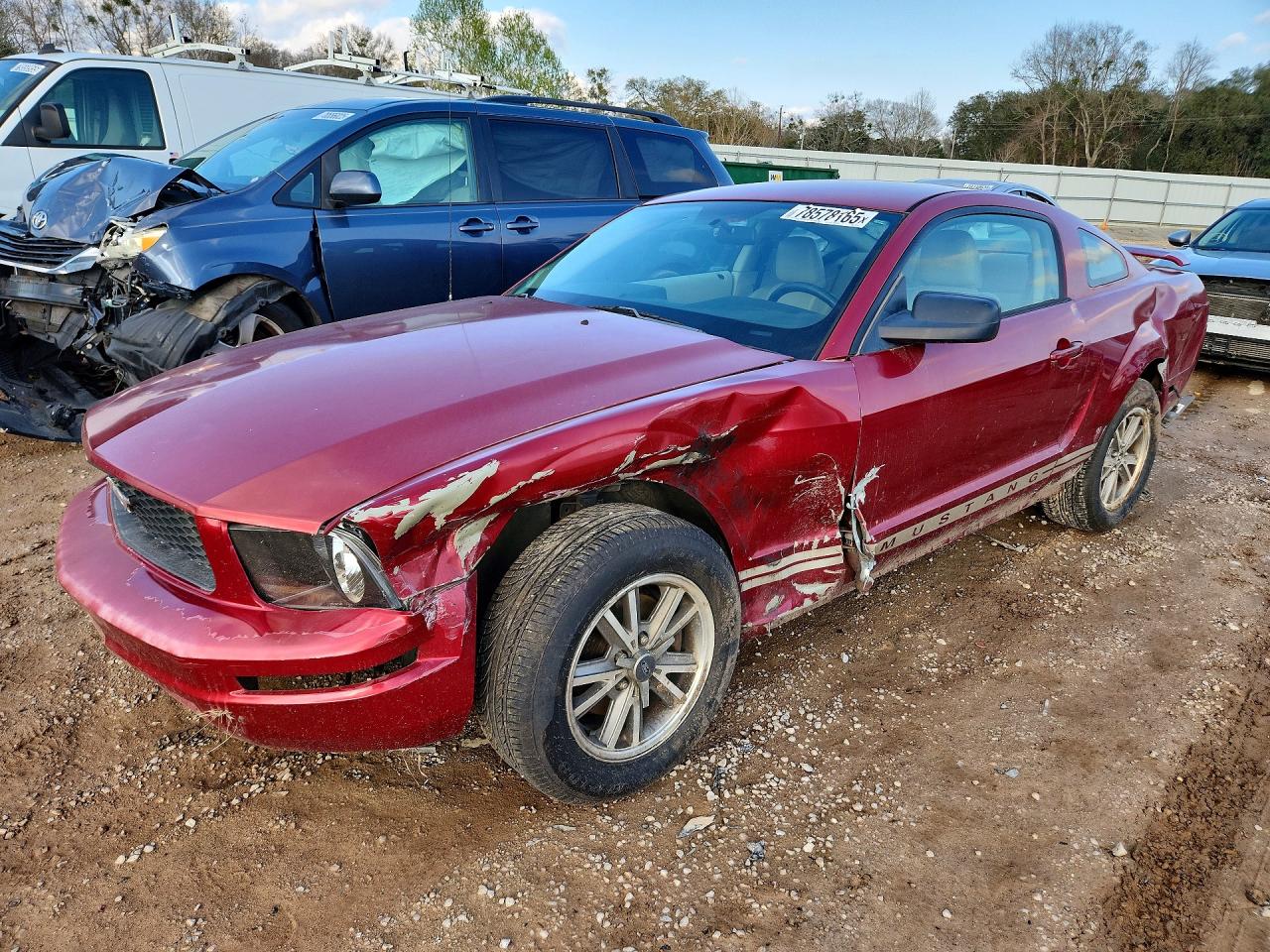 2005 FORD MUSTANG