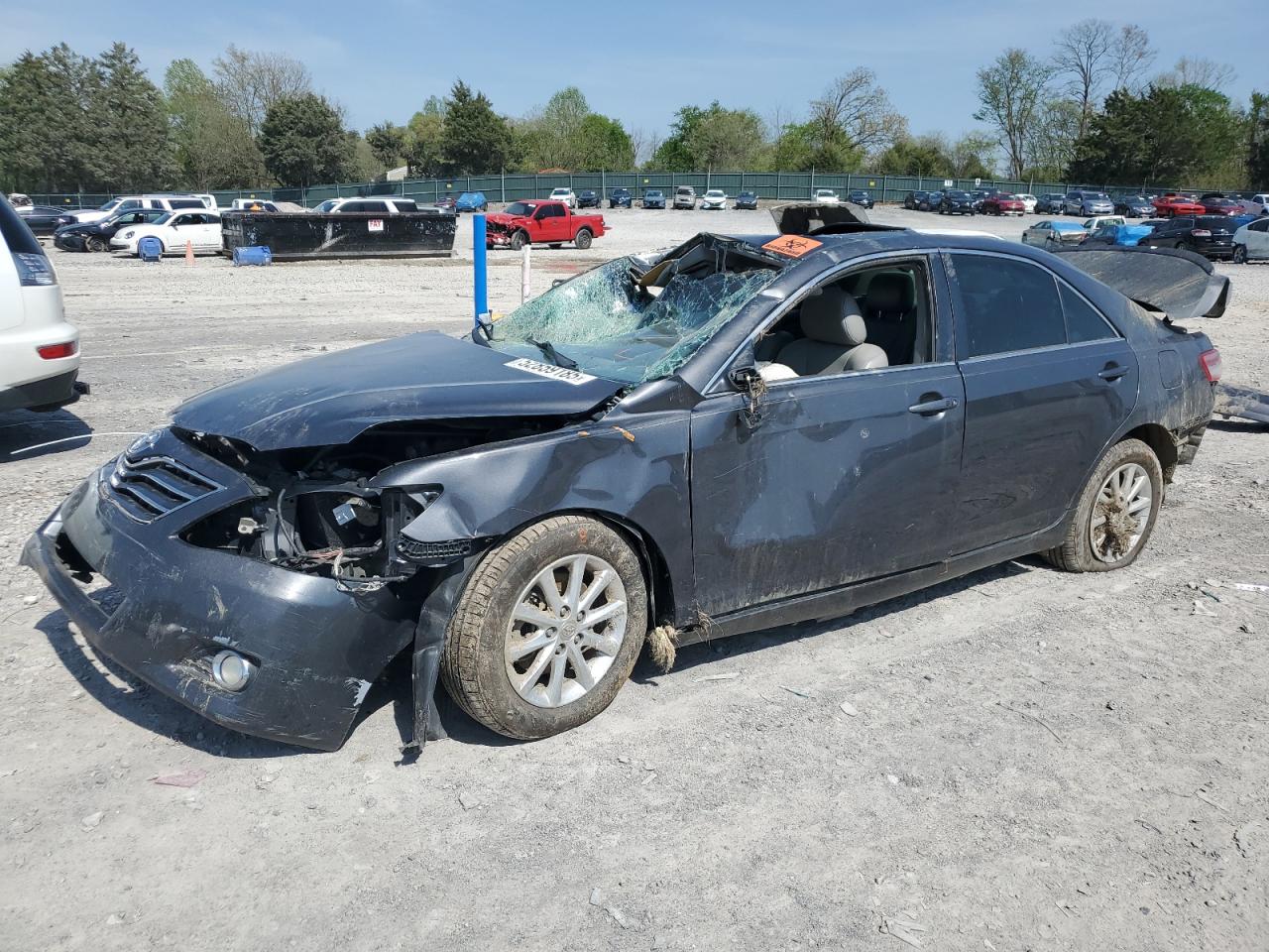 2011 TOYOTA CAMRY