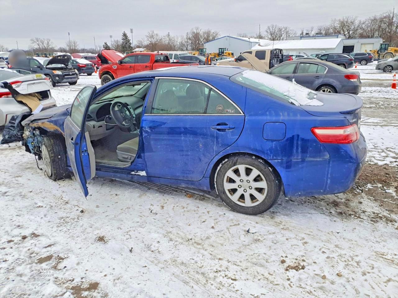 2007 TOYOTA CAMRY photo 2