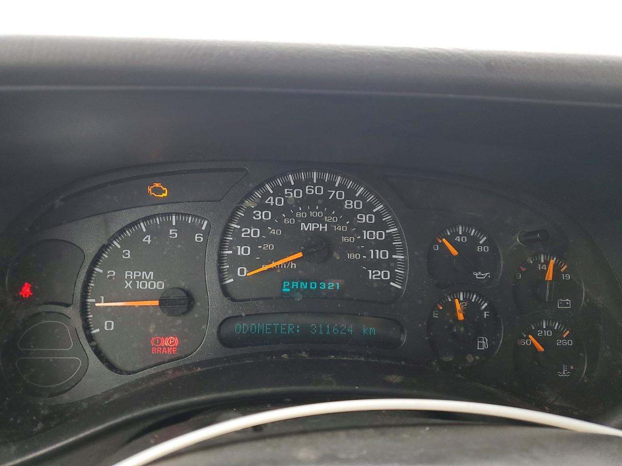 2004 CHEVROLET SILVERADO K1500 photo 9