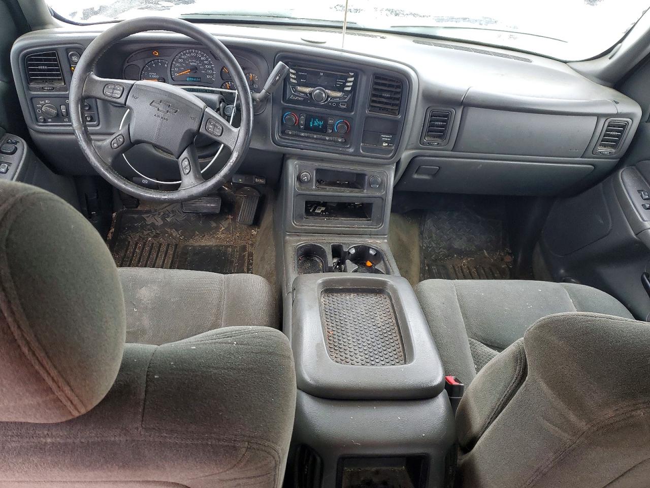 2004 CHEVROLET SILVERADO K1500 photo 8