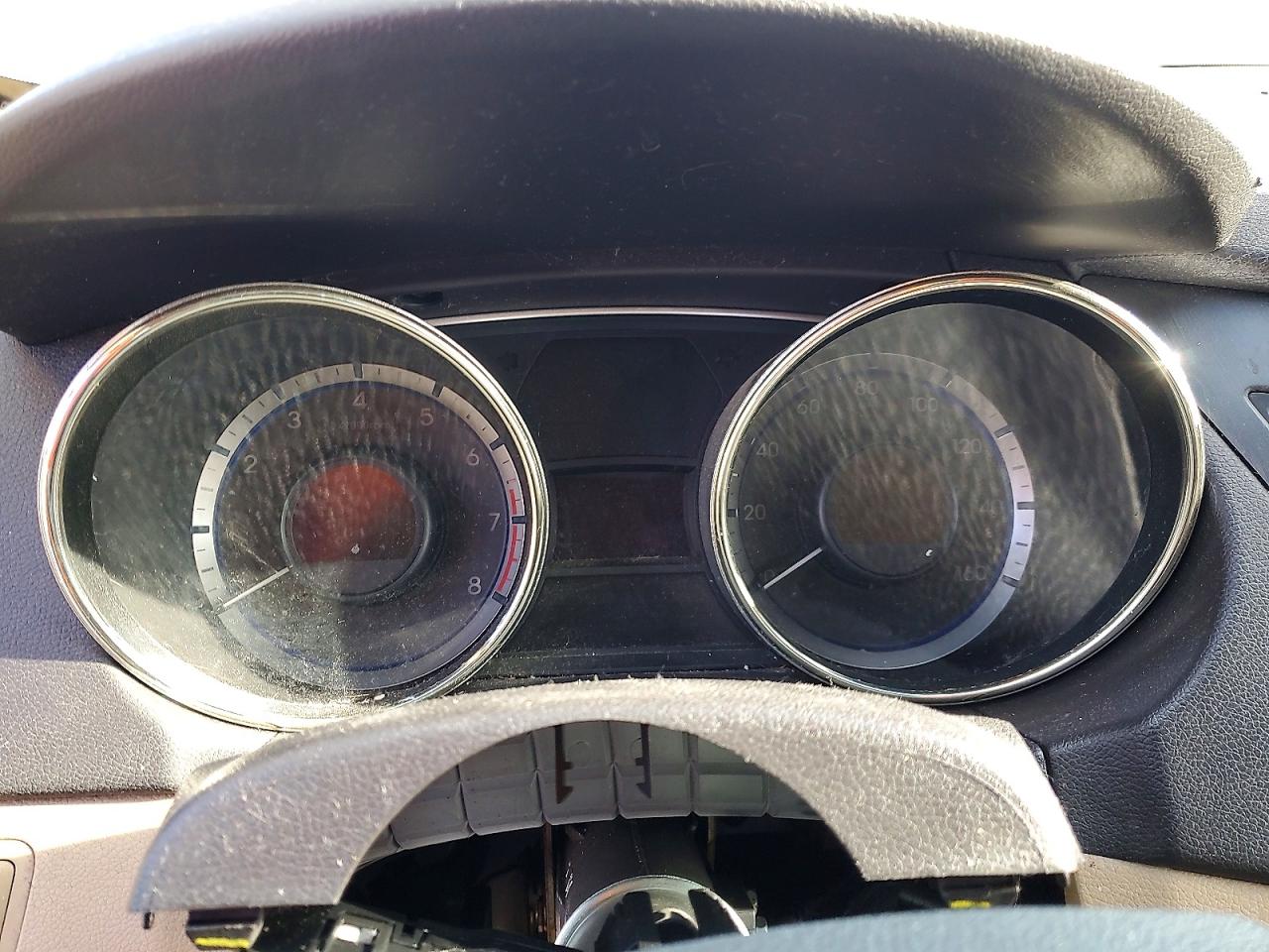 2011 HYUNDAI SONATA GLS photo 9