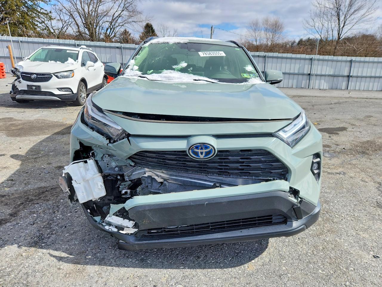 2022 TOYOTA RAV4 XLE PREMIUM photo 9