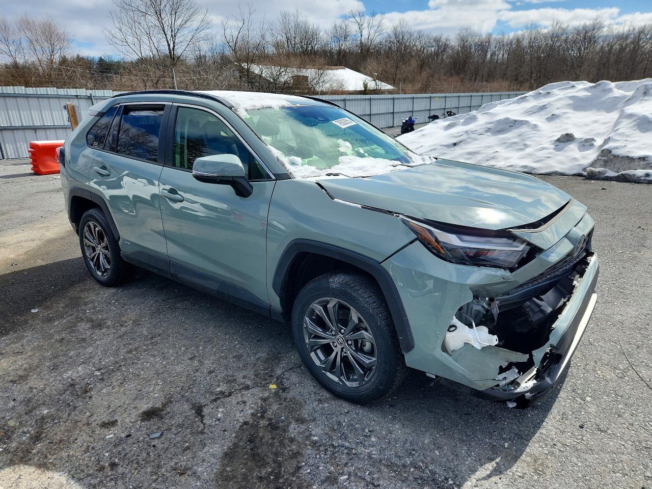 2022 TOYOTA RAV4 XLE PREMIUM photo 7