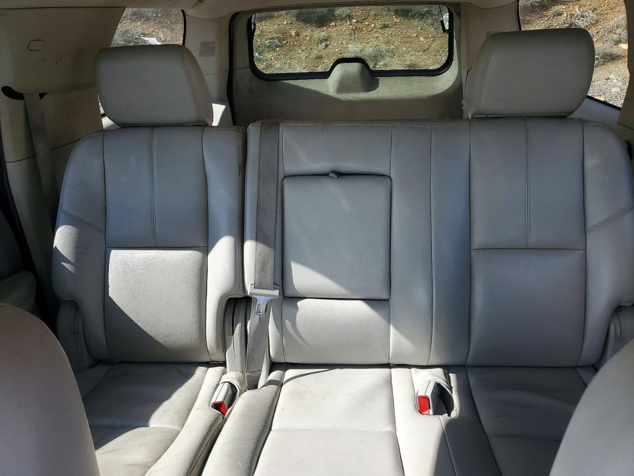 2012 CHEVROLET SUBURBAN K1500 LT photo 19