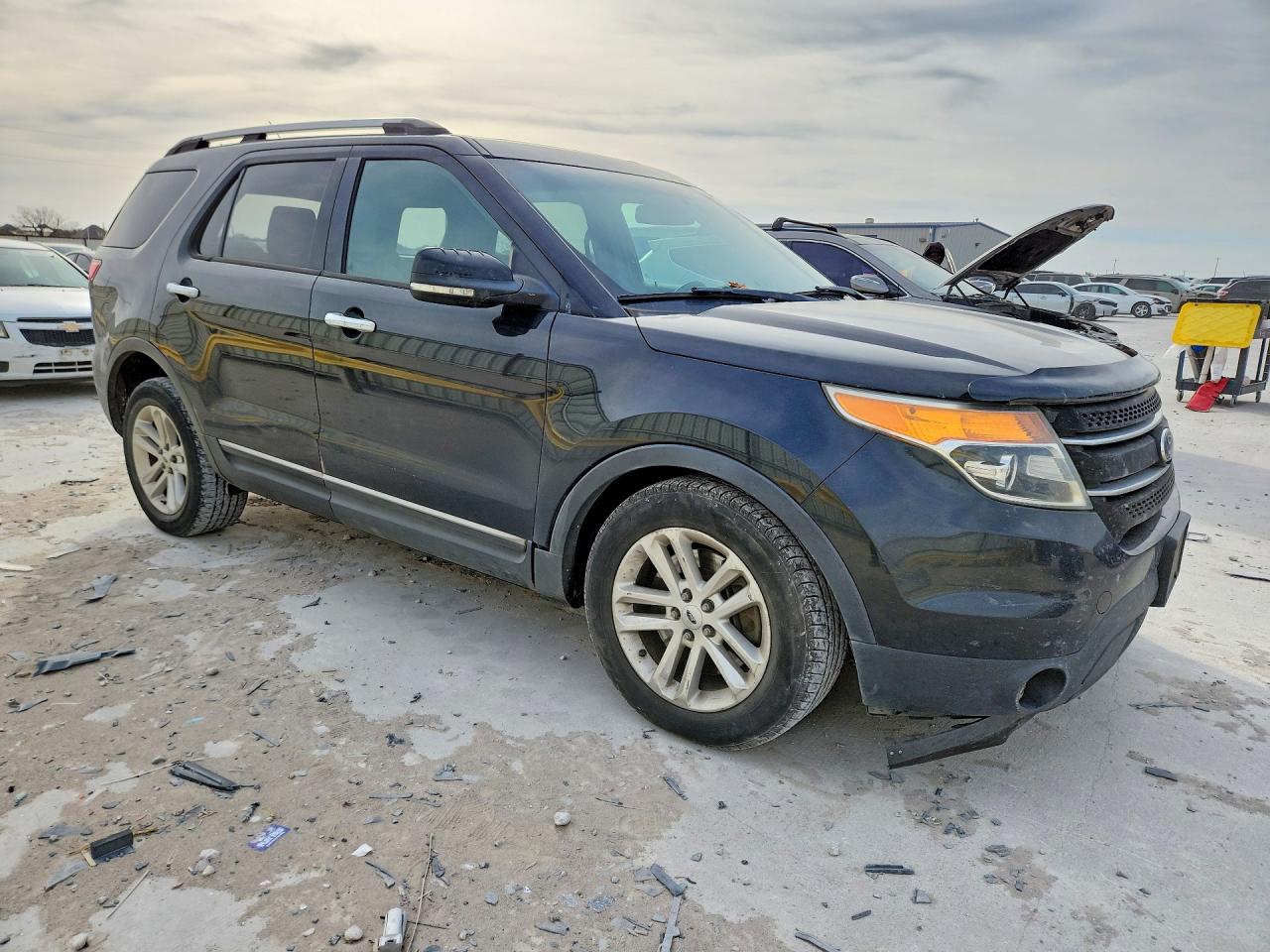 2014 FORD EXPLORER XLT photo 4