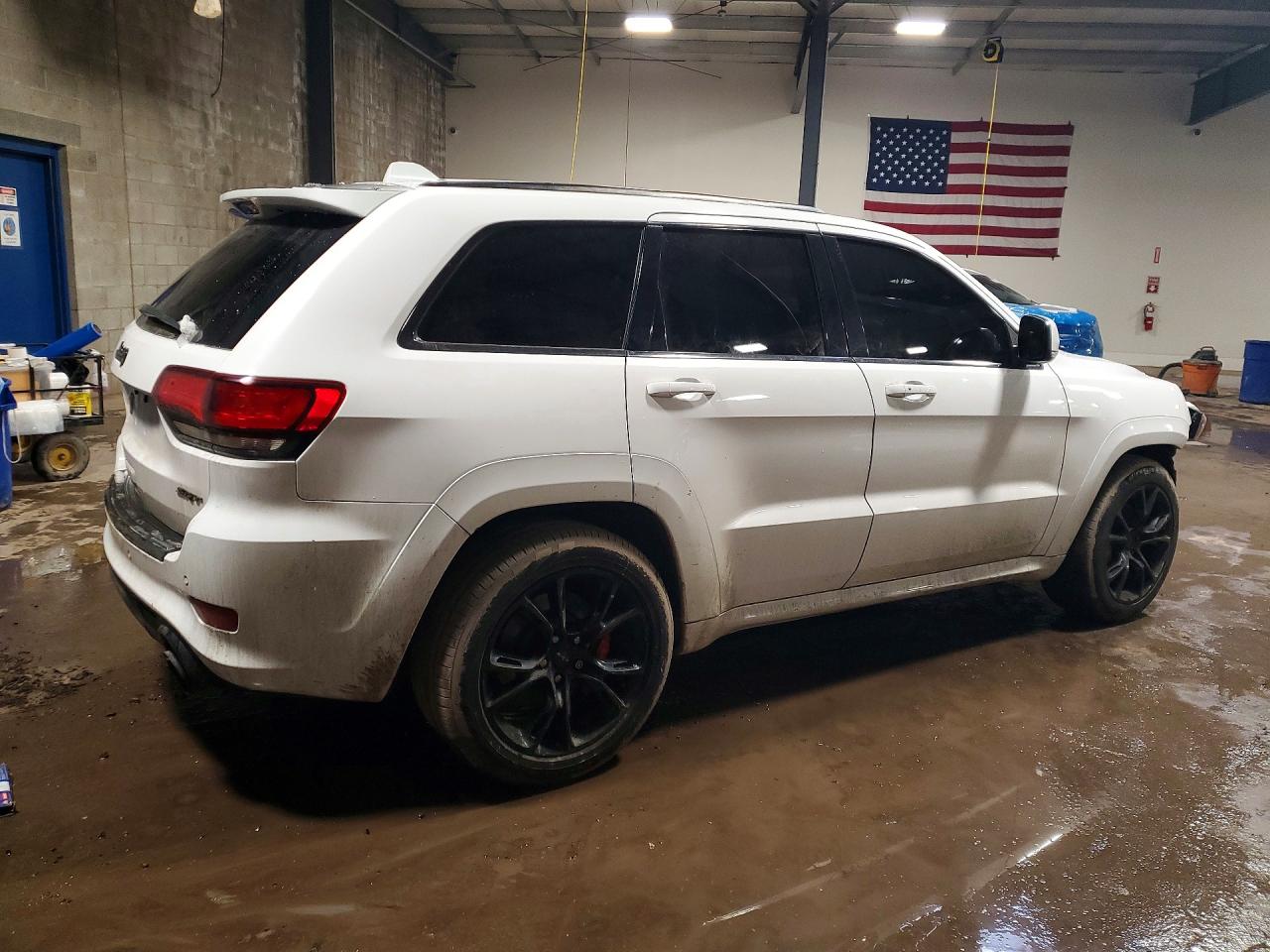 2014 JEEP GRAND CHEROKEE SRT-8 photo 5