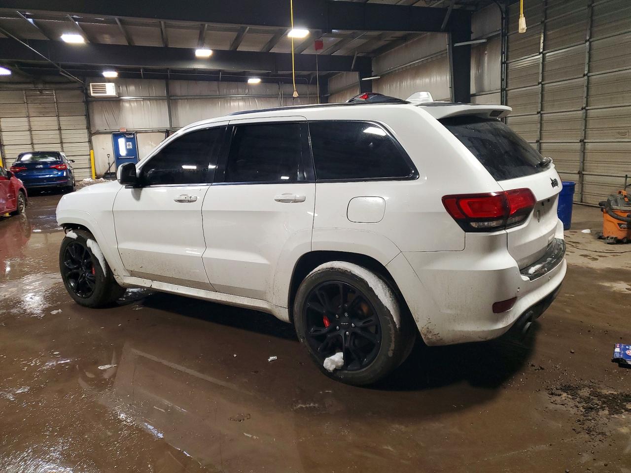 2014 JEEP GRAND CHEROKEE SRT-8 photo 3