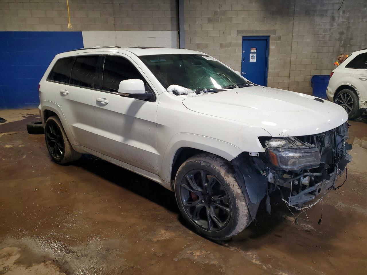 2014 JEEP GRAND CHEROKEE SRT-8 photo 7
