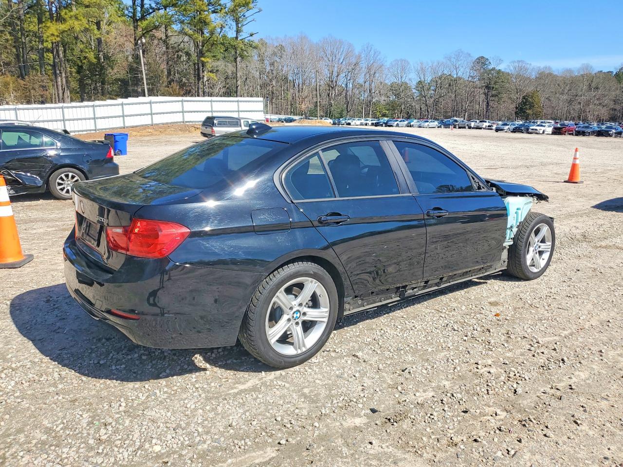 2015 BMW 320 I XDRIVE photo 3