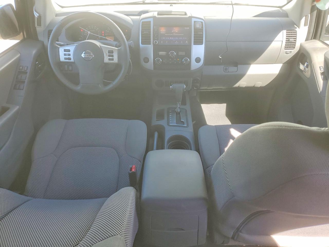 2019 NISSAN FRONTIER S photo 22