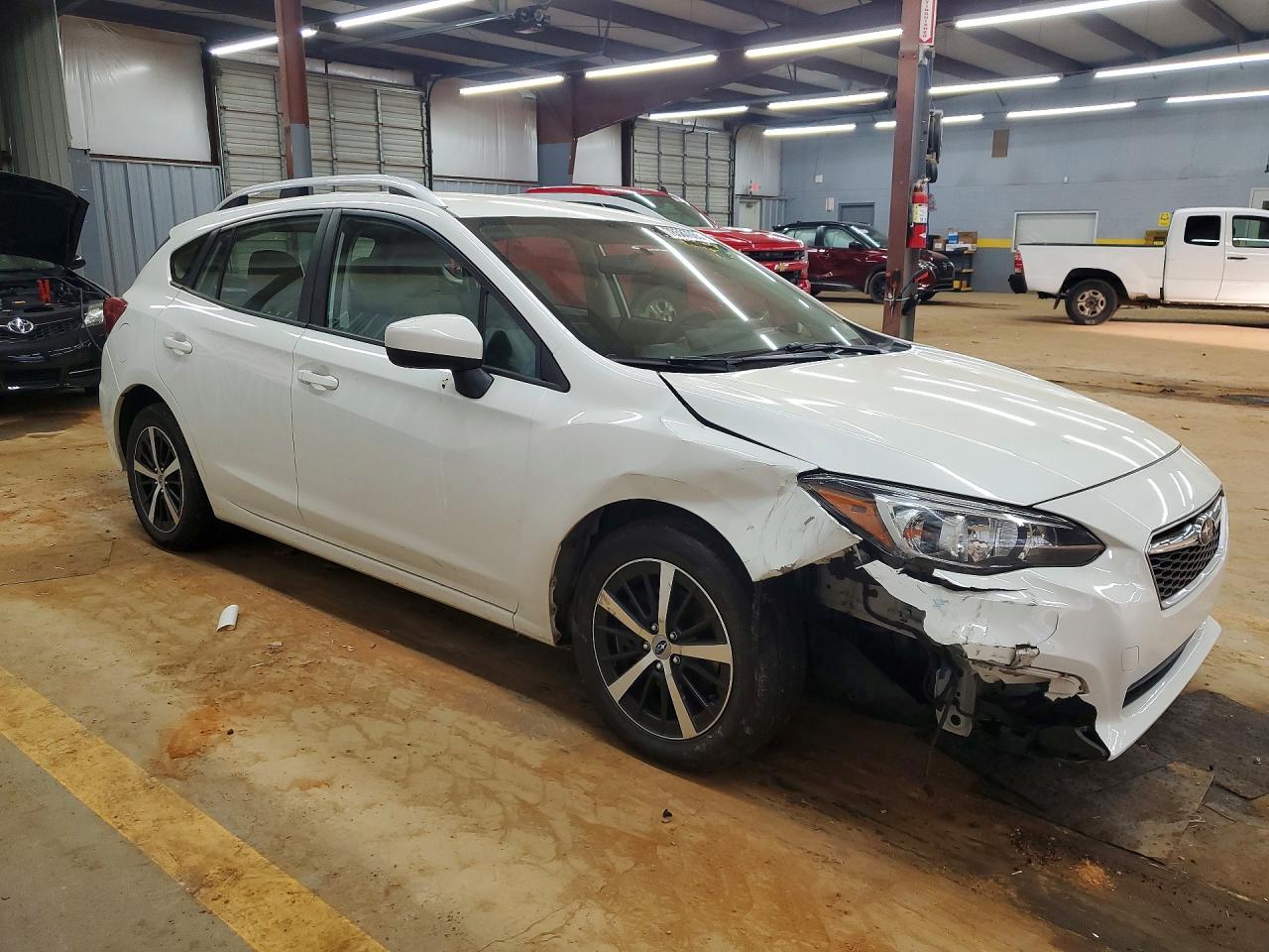 2019 SUBARU IMPREZA PREMIUM photo 4