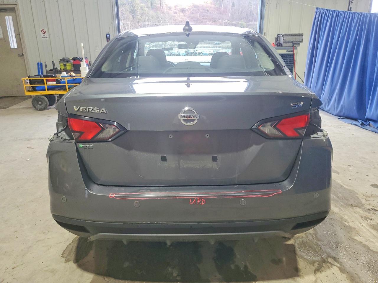 2021 NISSAN VERSA SV photo 6