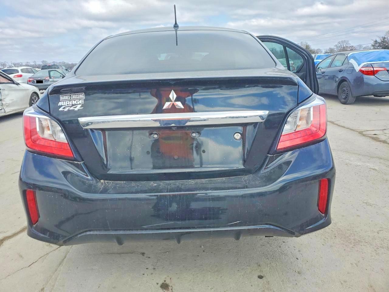 2024 MITSUBISHI MIRAGE G4 ES photo 11