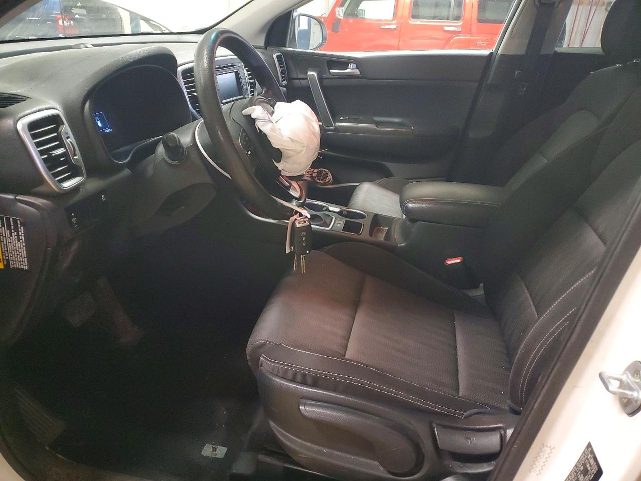 2019 KIA SPORTAGE LX photo 19