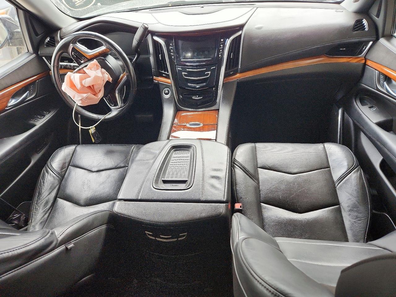 2015 CADILLAC ESCALADE LUXURY photo 8