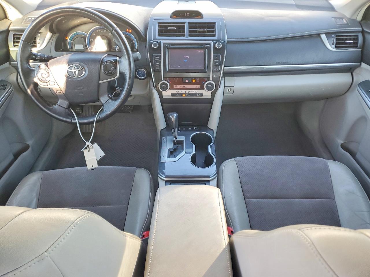 2014 TOYOTA CAMRY HYBRID photo 8