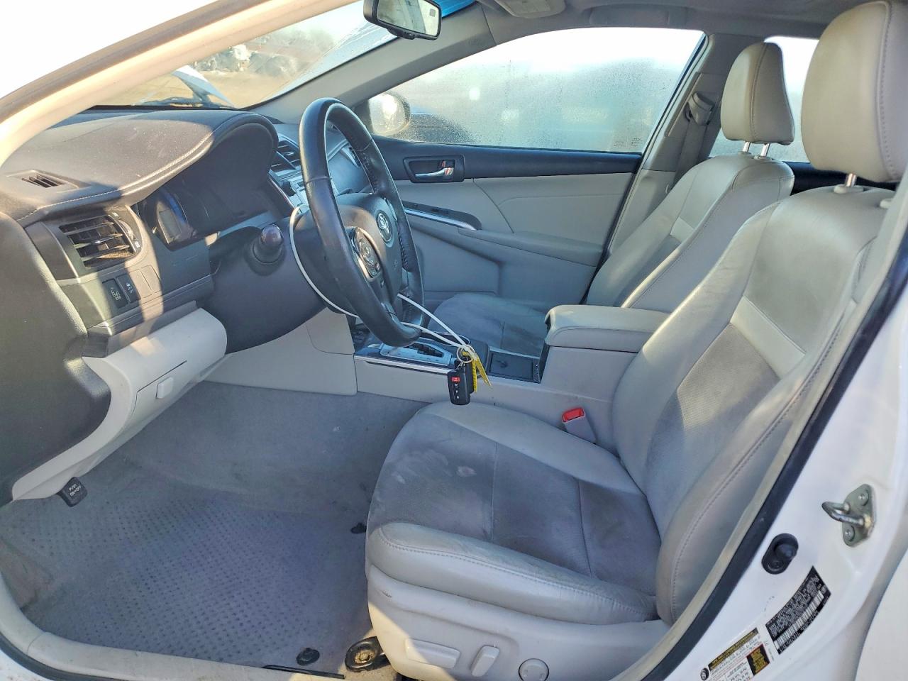 2014 TOYOTA CAMRY HYBRID photo 7