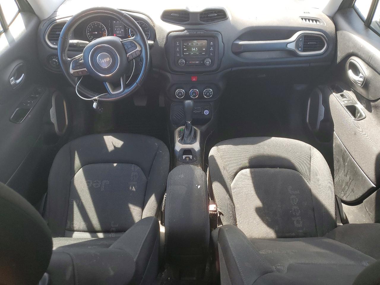 2017 JEEP RENEGADE LATITUDE photo 15