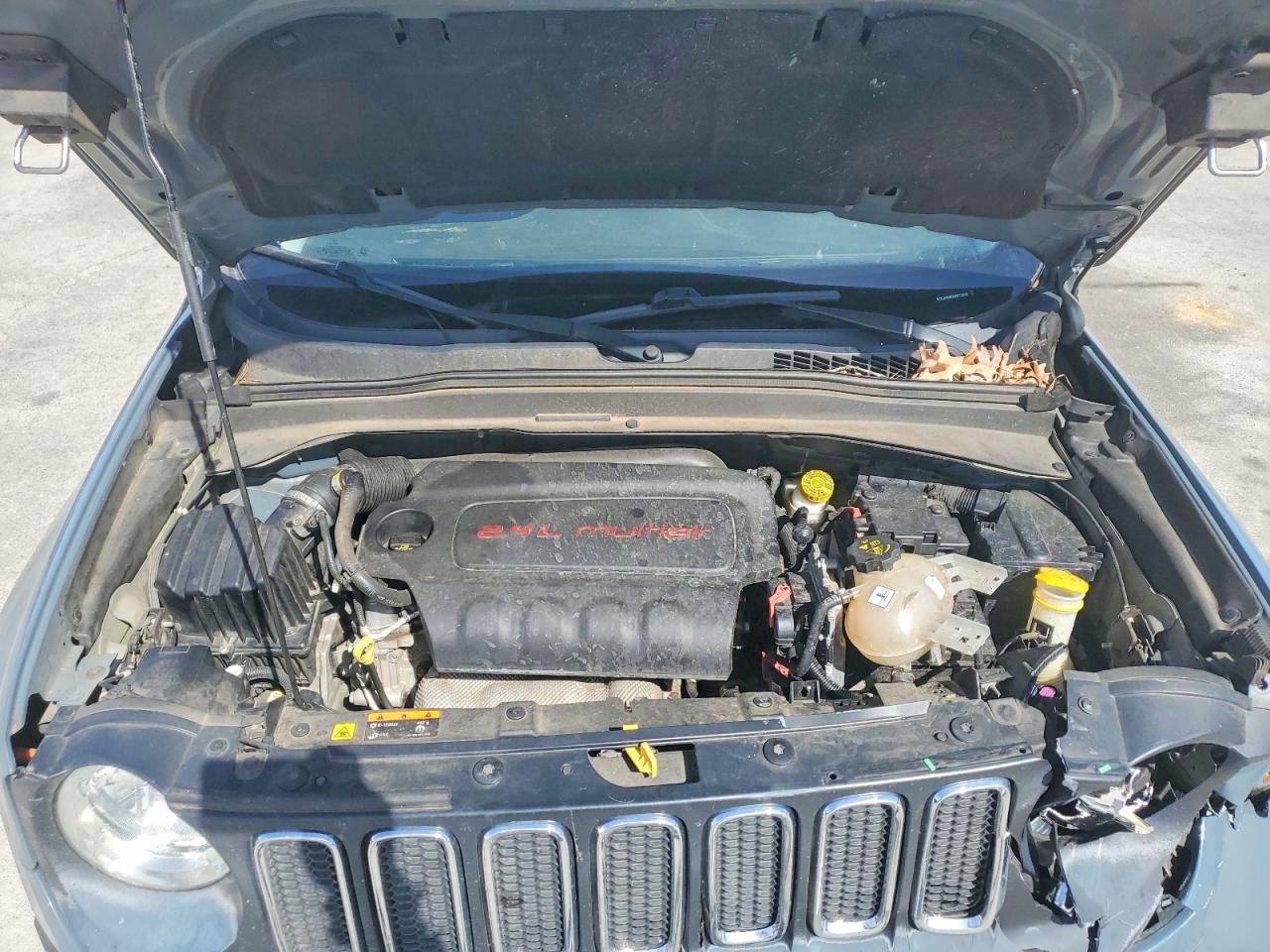 2017 JEEP RENEGADE LATITUDE photo 21