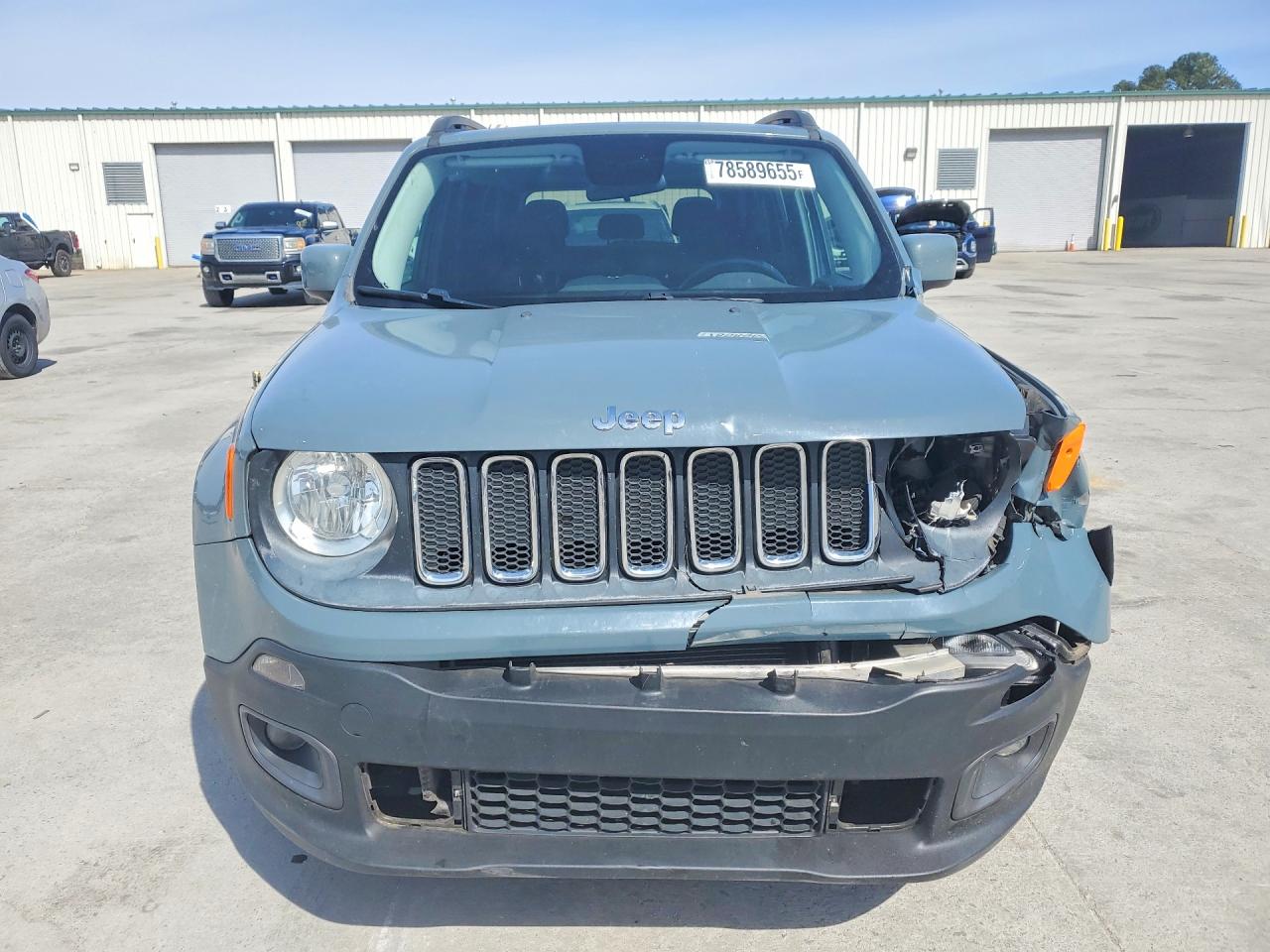 2017 JEEP RENEGADE LATITUDE photo 9