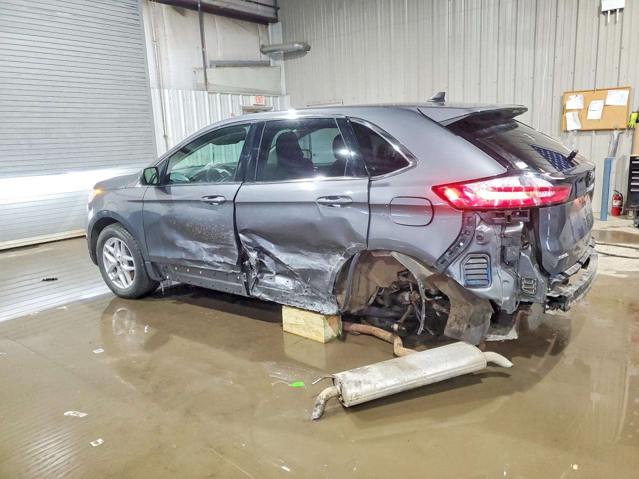 2024 FORD EDGE SEL photo 3