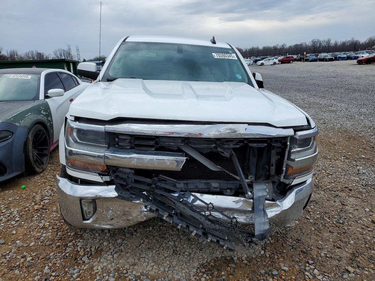 2016 CHEVROLET SILVERADO K1500 LT photo 5