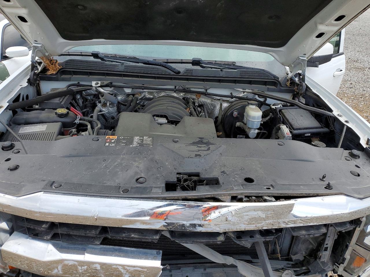 2016 CHEVROLET SILVERADO K1500 LT photo 11