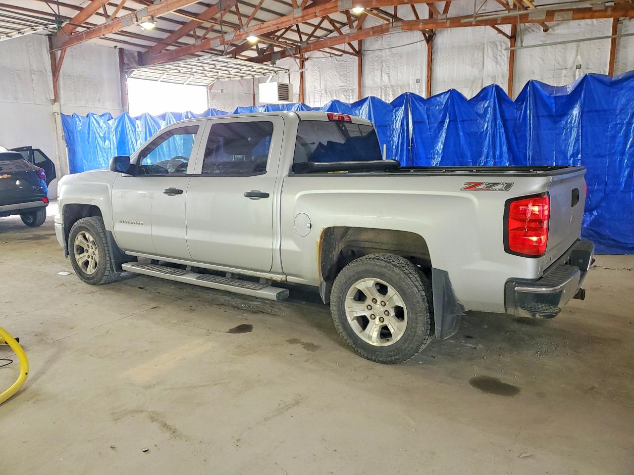 2014 CHEVROLET SILVERADO K1500 LT photo 2