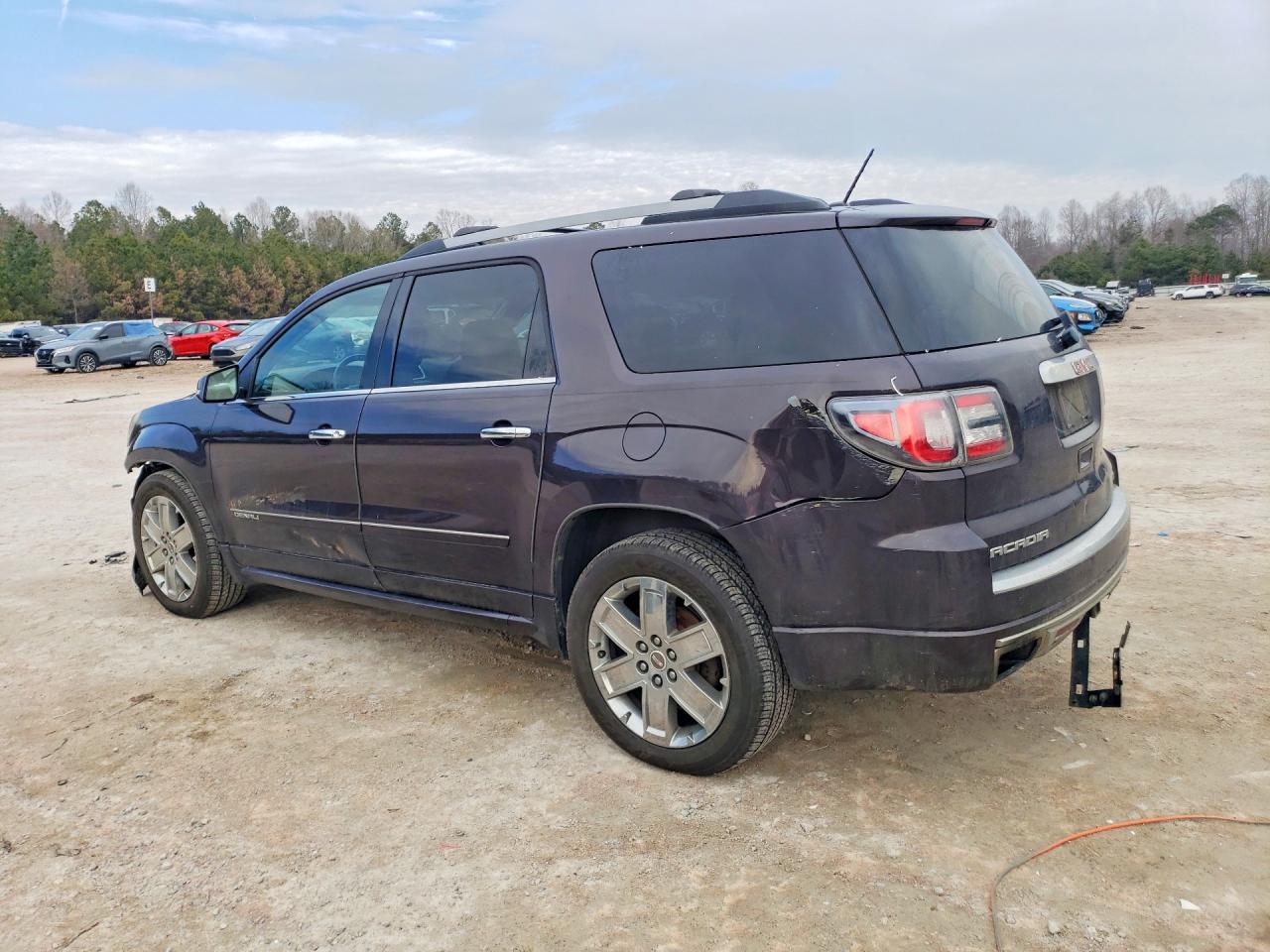 2015 GMC ACADIA DENALI photo 4