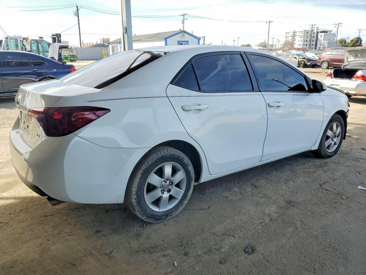 2014 TOYOTA COROLLA L photo 5