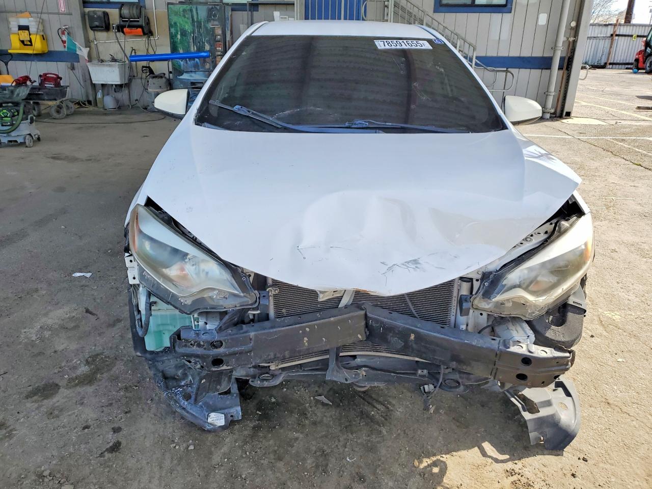 2014 TOYOTA COROLLA L photo 9