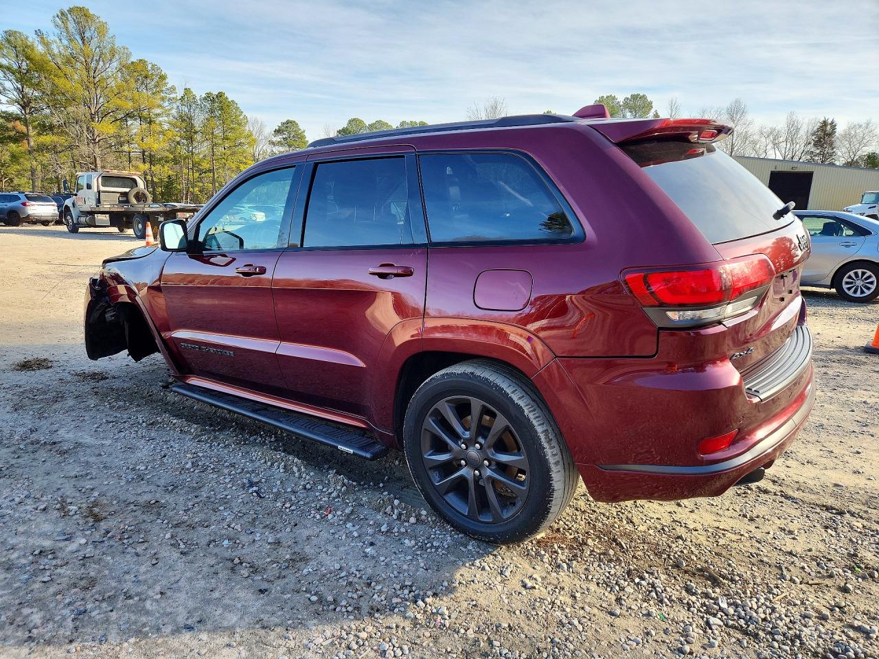 2018 JEEP GRAND CHEROKEE OVERLAND photo 2