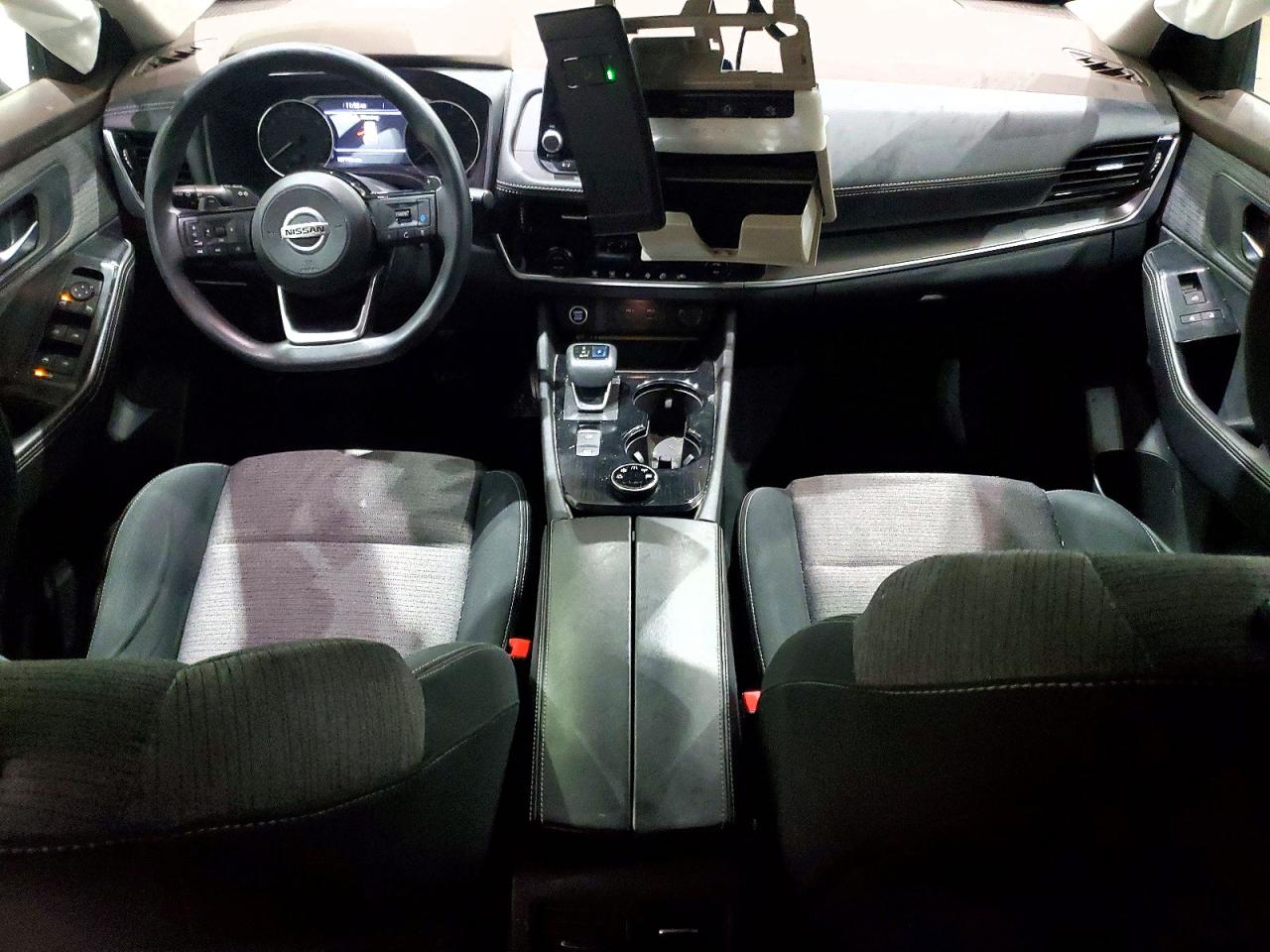 2021 NISSAN ROGUE SV photo 8