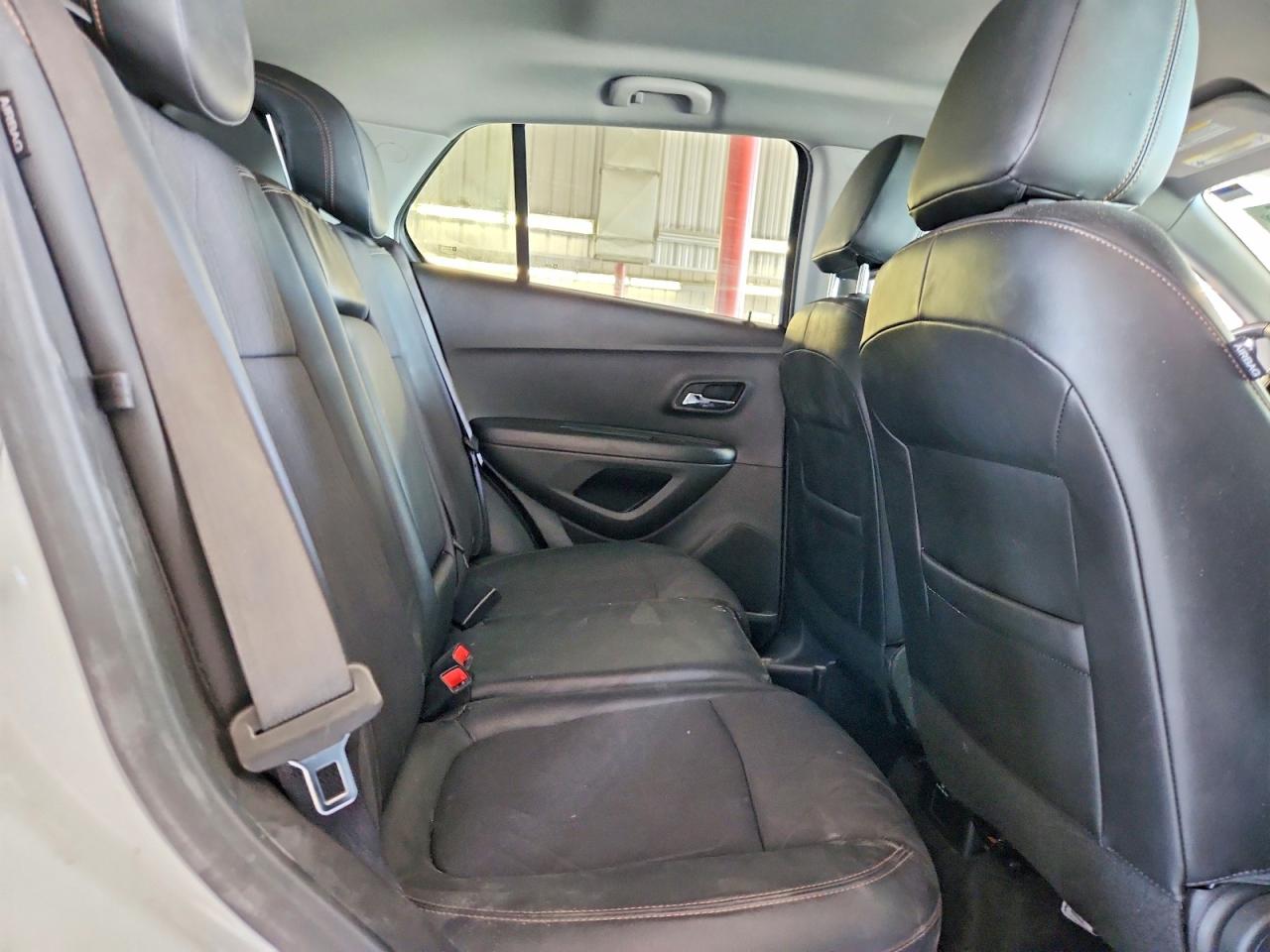 2022 CHEVROLET TRAX 1LT photo 21