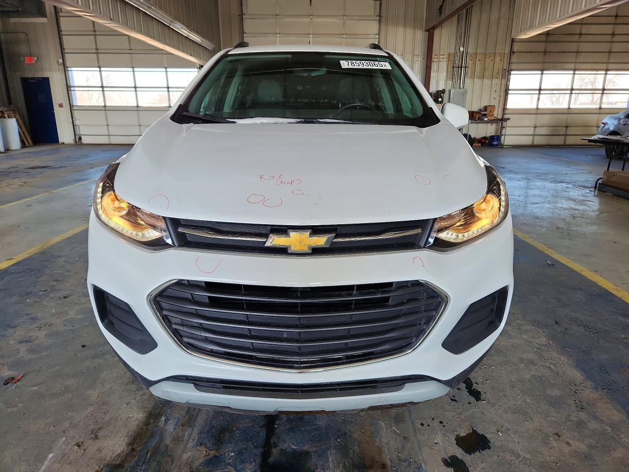 2022 CHEVROLET TRAX 1LT photo 9