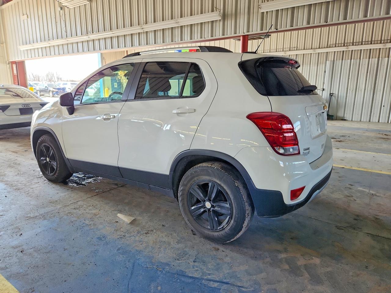 2022 CHEVROLET TRAX 1LT photo 3