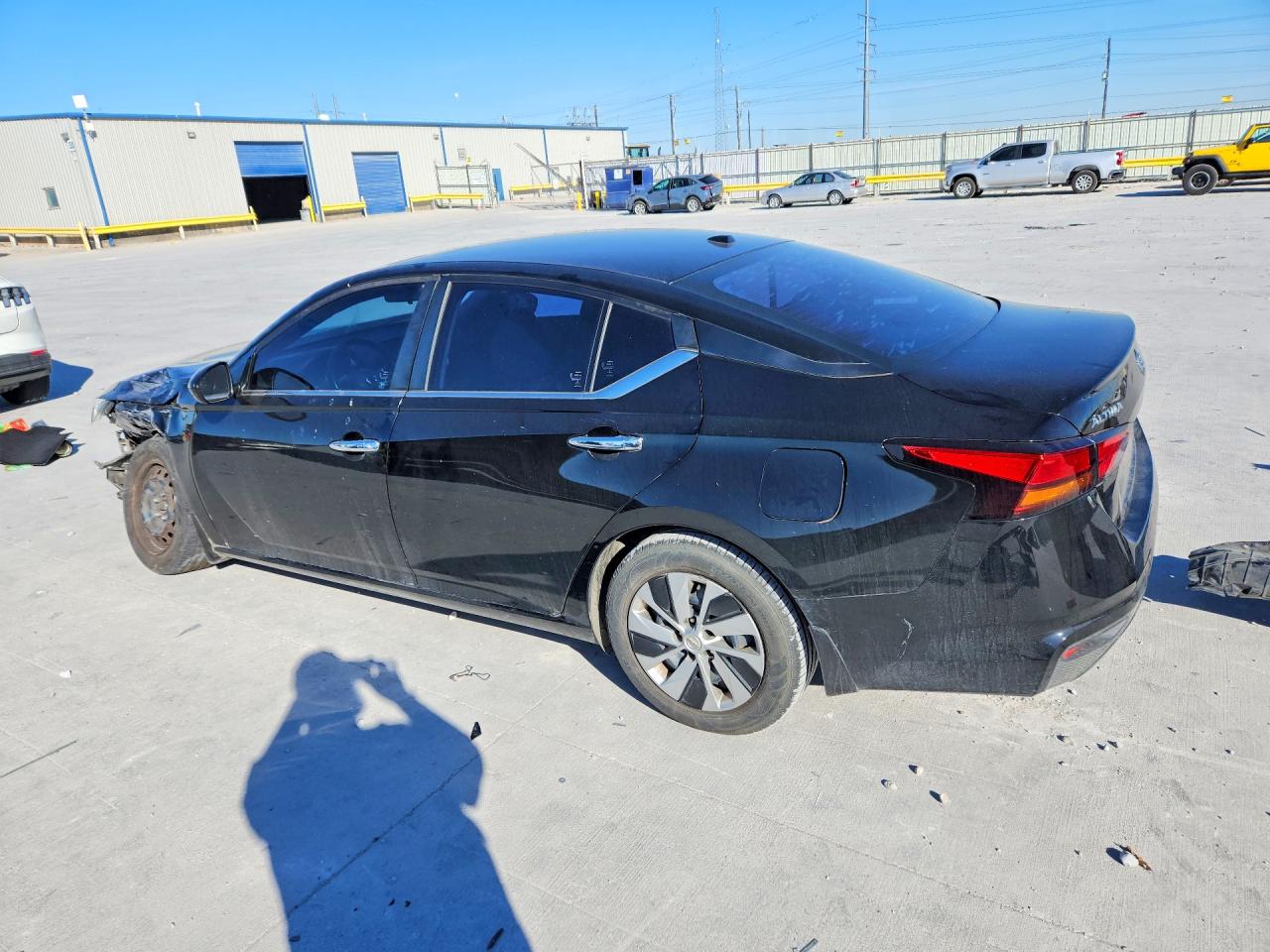 2019 NISSAN ALTIMA S photo 2