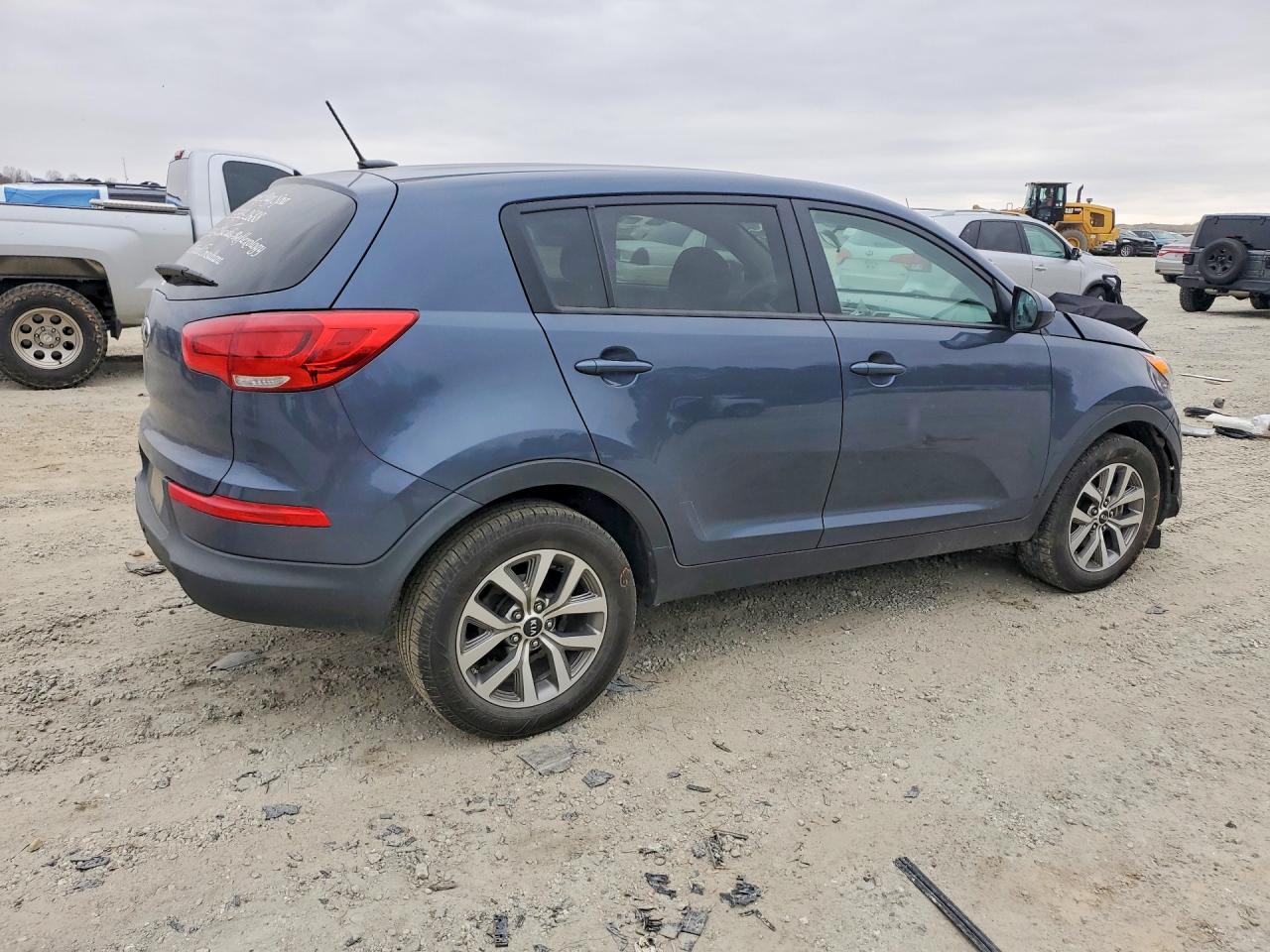 2016 KIA SPORTAGE LX photo 3
