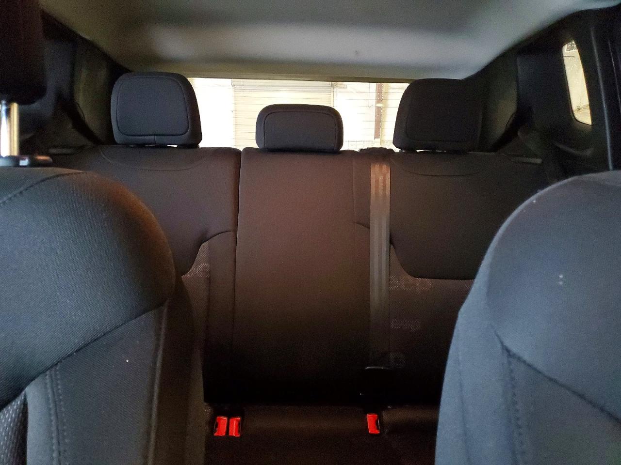 2017 JEEP RENEGADE LATITUDE photo 10
