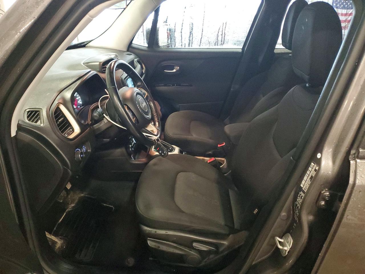2017 JEEP RENEGADE LATITUDE photo 7