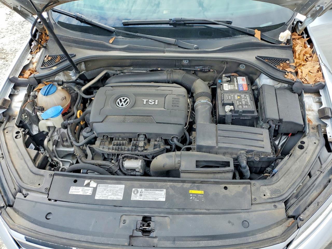 2017 VOLKSWAGEN PASSAT R-LINE photo 21