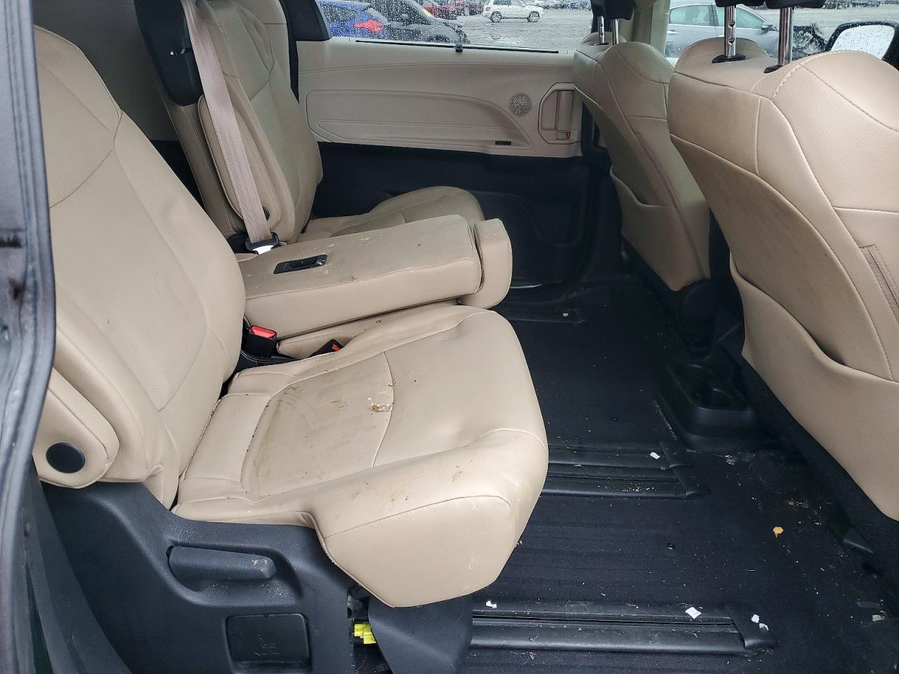 2022 TOYOTA SIENNA XLE 8-PASSENGER photo 11