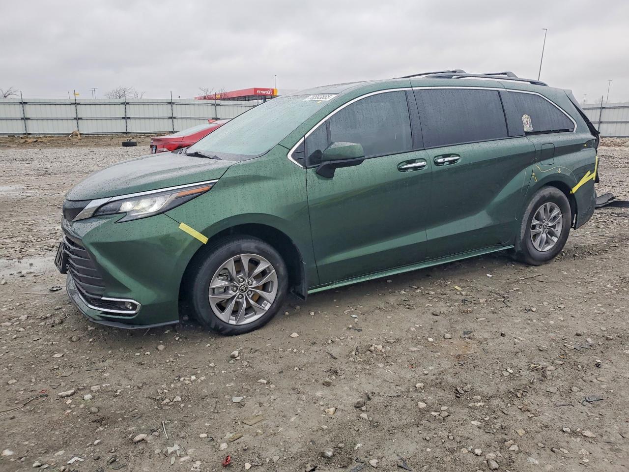 2022 TOYOTA SIENNA