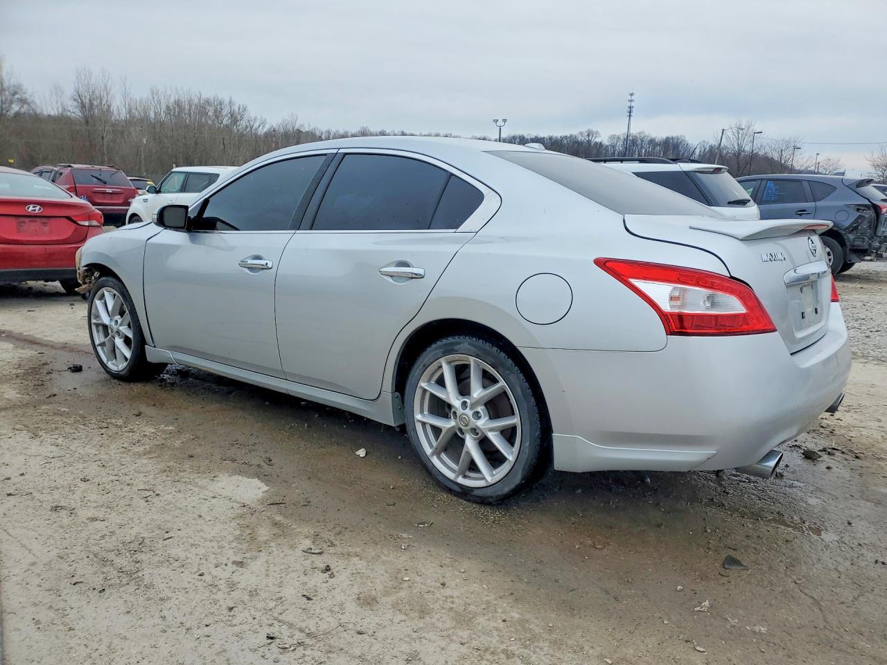2009 NISSAN MAXIMA 3.5 S photo 2