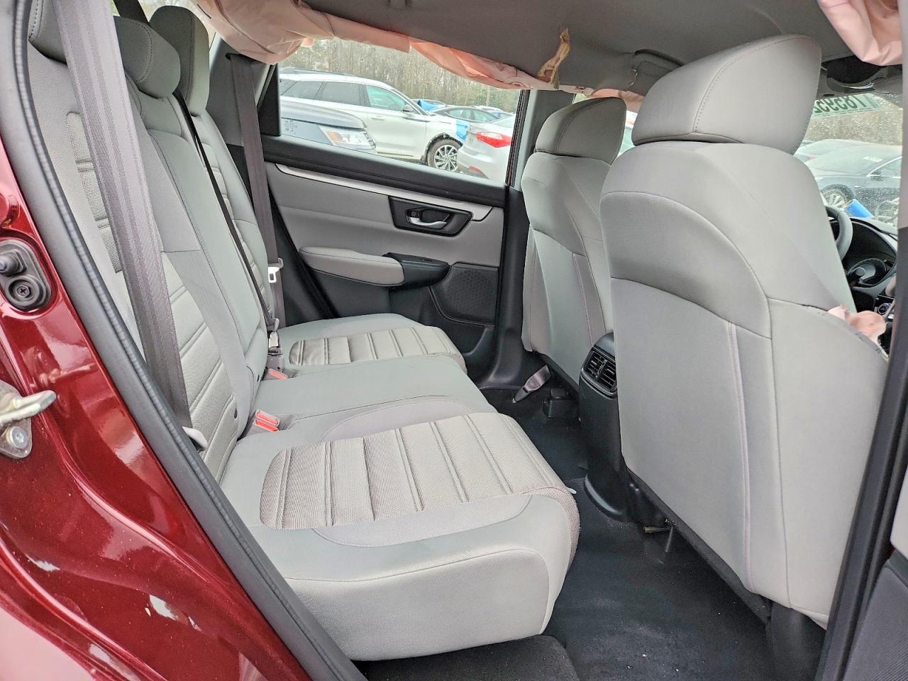 2017 HONDA CR-V LX photo 11