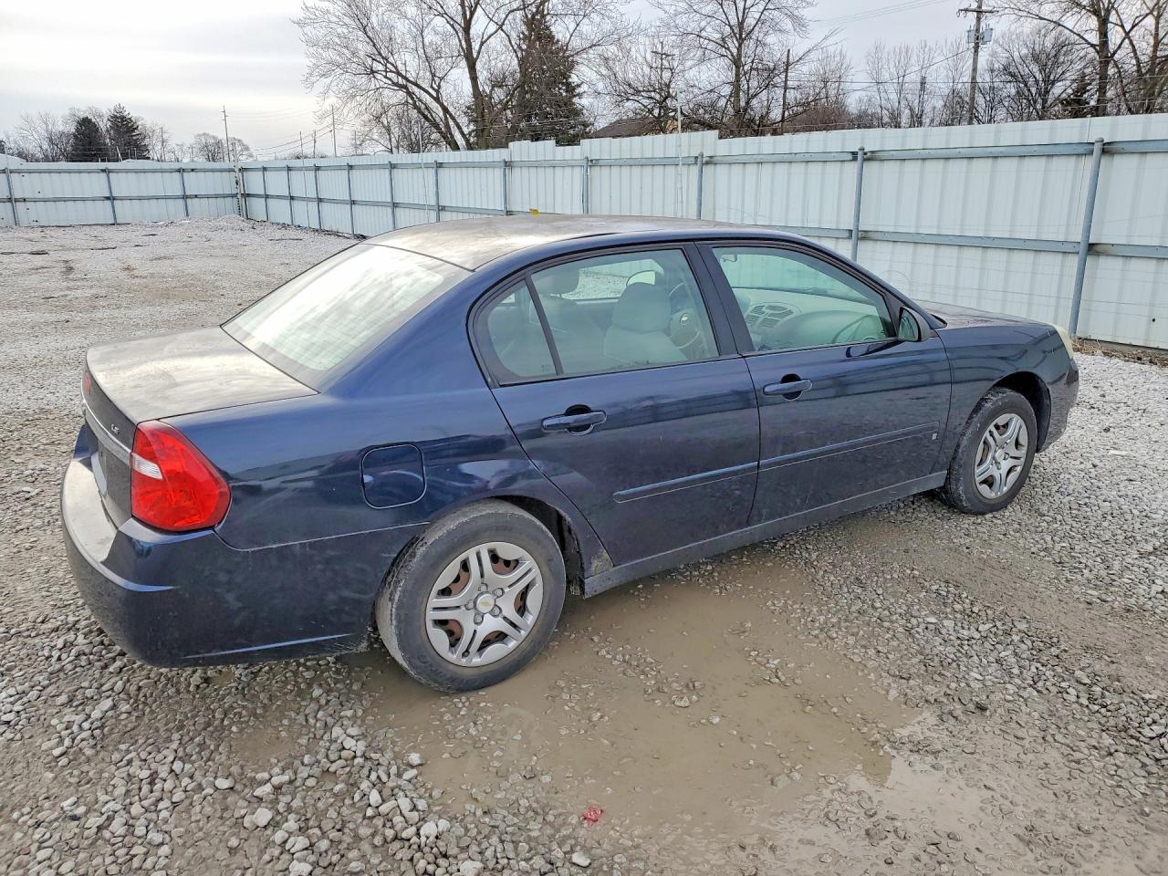 2007 CHEVROLET MALIBU LS photo 3