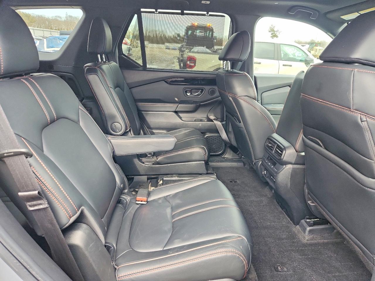 2025 HONDA PILOT TRAILSPORT photo 28