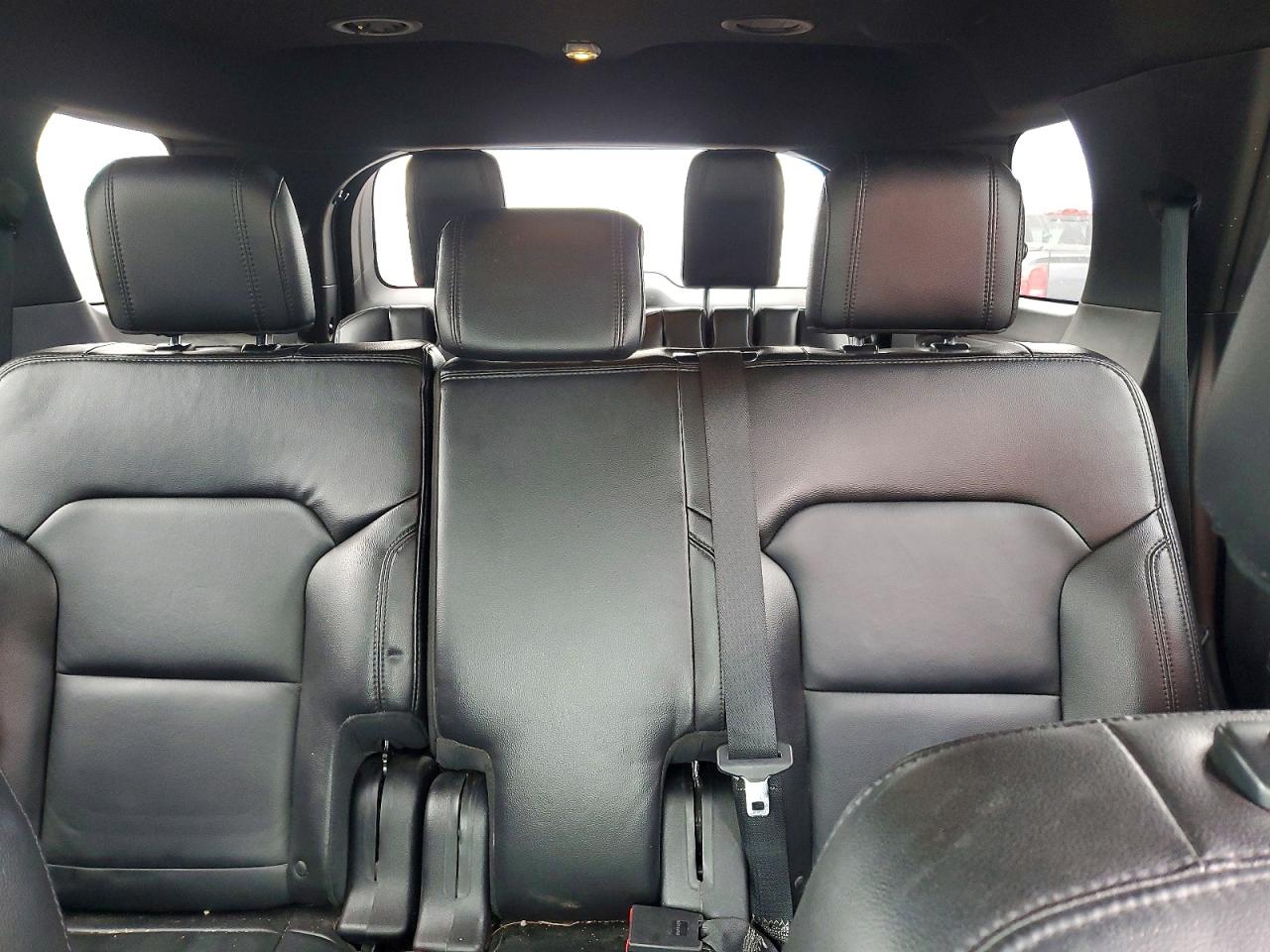 2016 FORD EXPLORER XLT photo 28