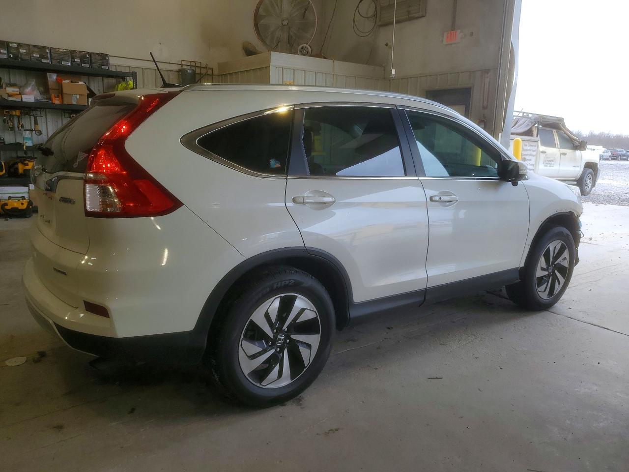 2015 HONDA CR-V TOURING photo 3